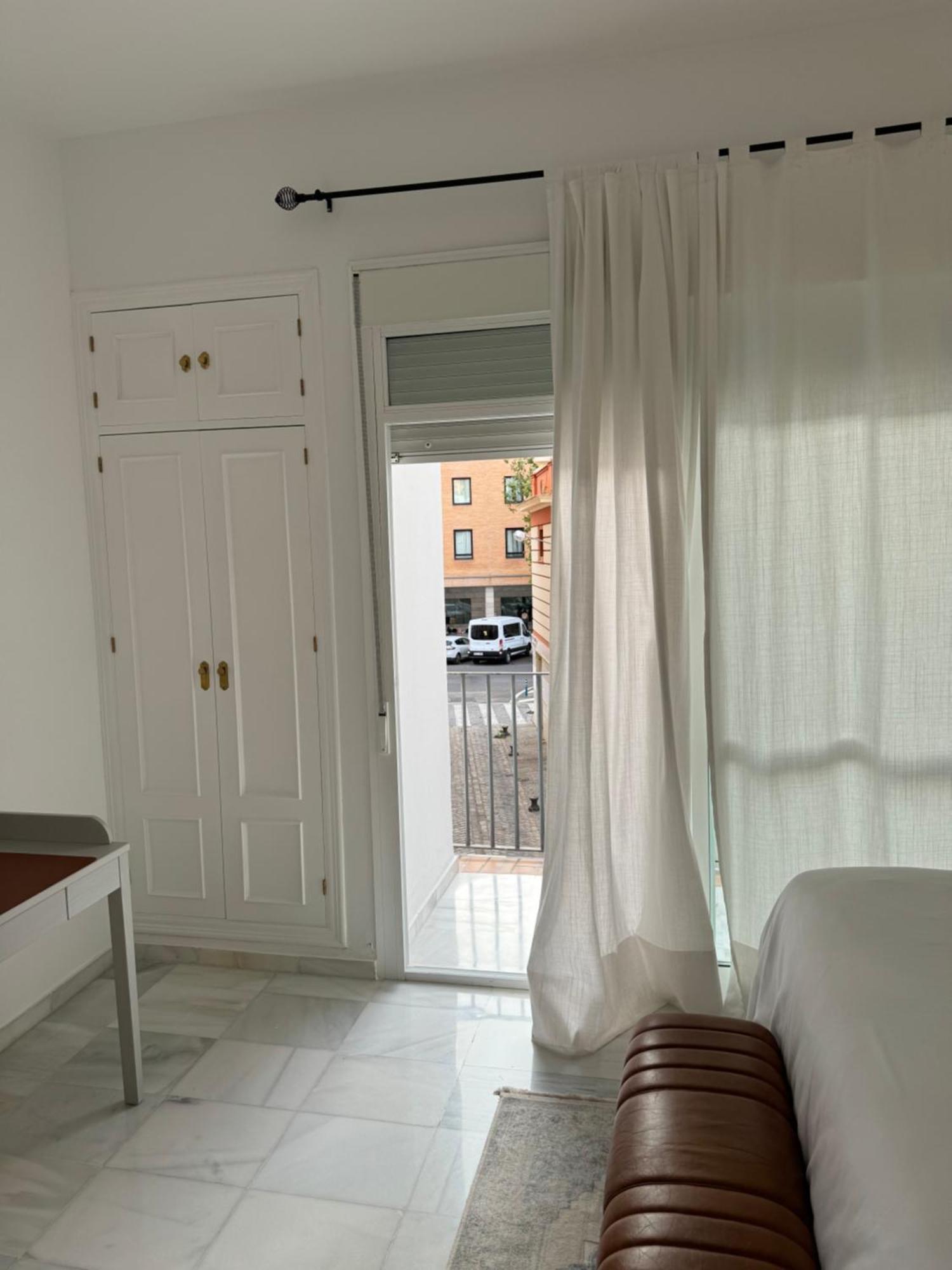 セビリア Casa Boutique Plaza De Armas -Townhouse-ヴィラ エクステリア 写真